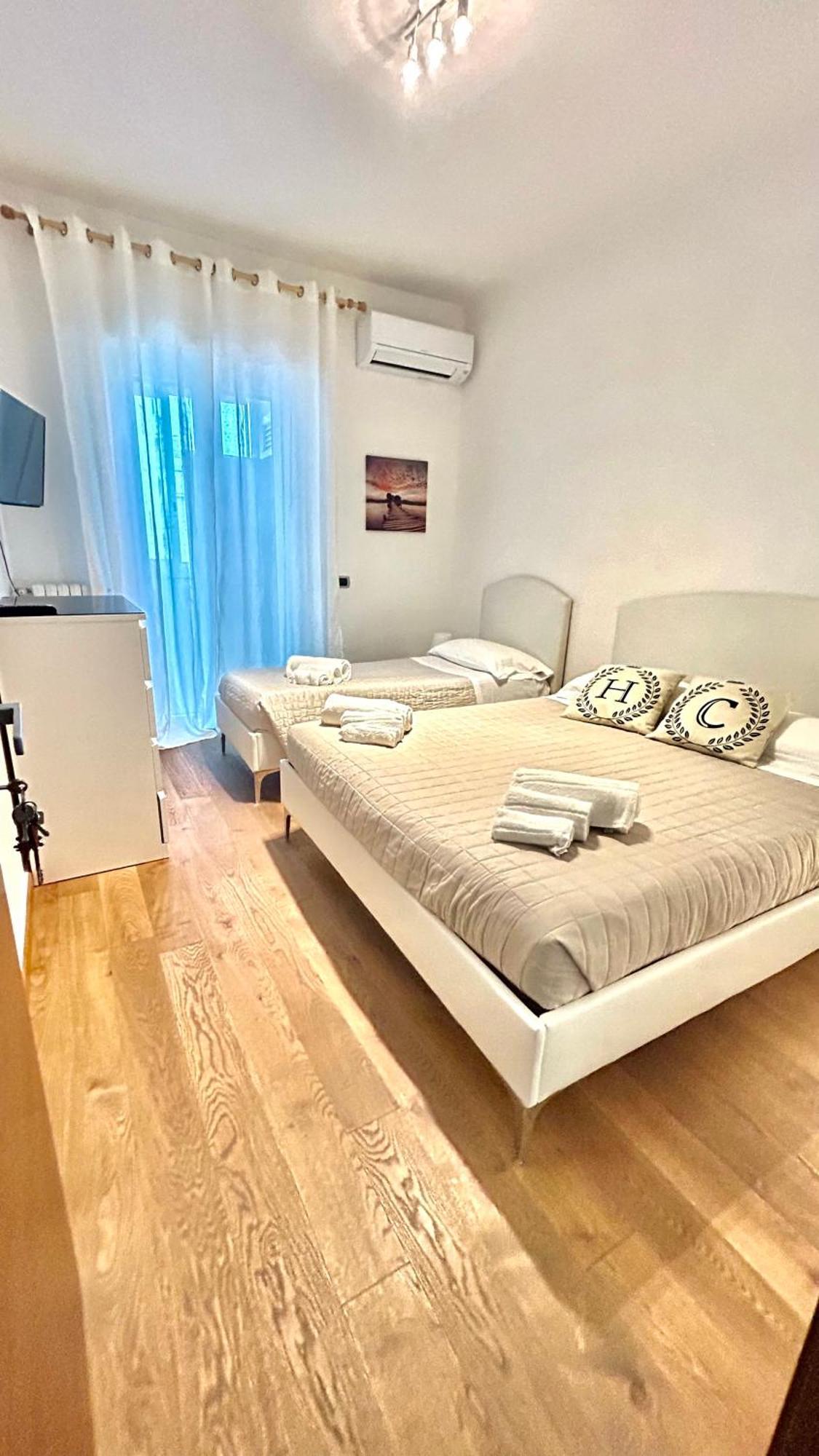 Homeclass Бари Екстериор снимка